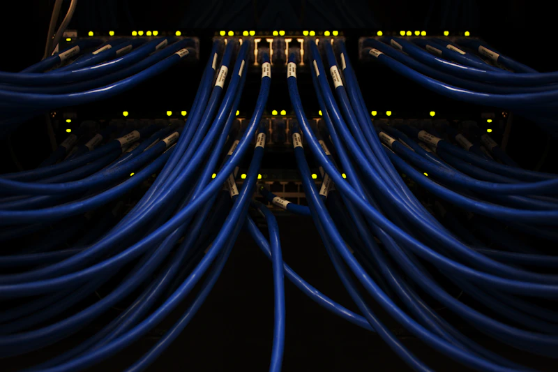 Structured network cabling for QoS-enabled infrastructure