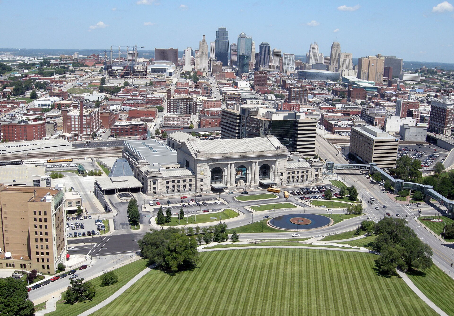 Downtown Kansas City, Missouri skyline viewed from Liberty Memorial